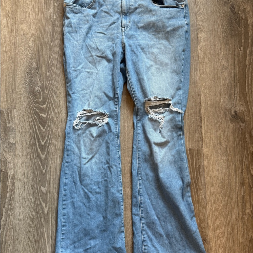 Women's Distressed Blue Jeans